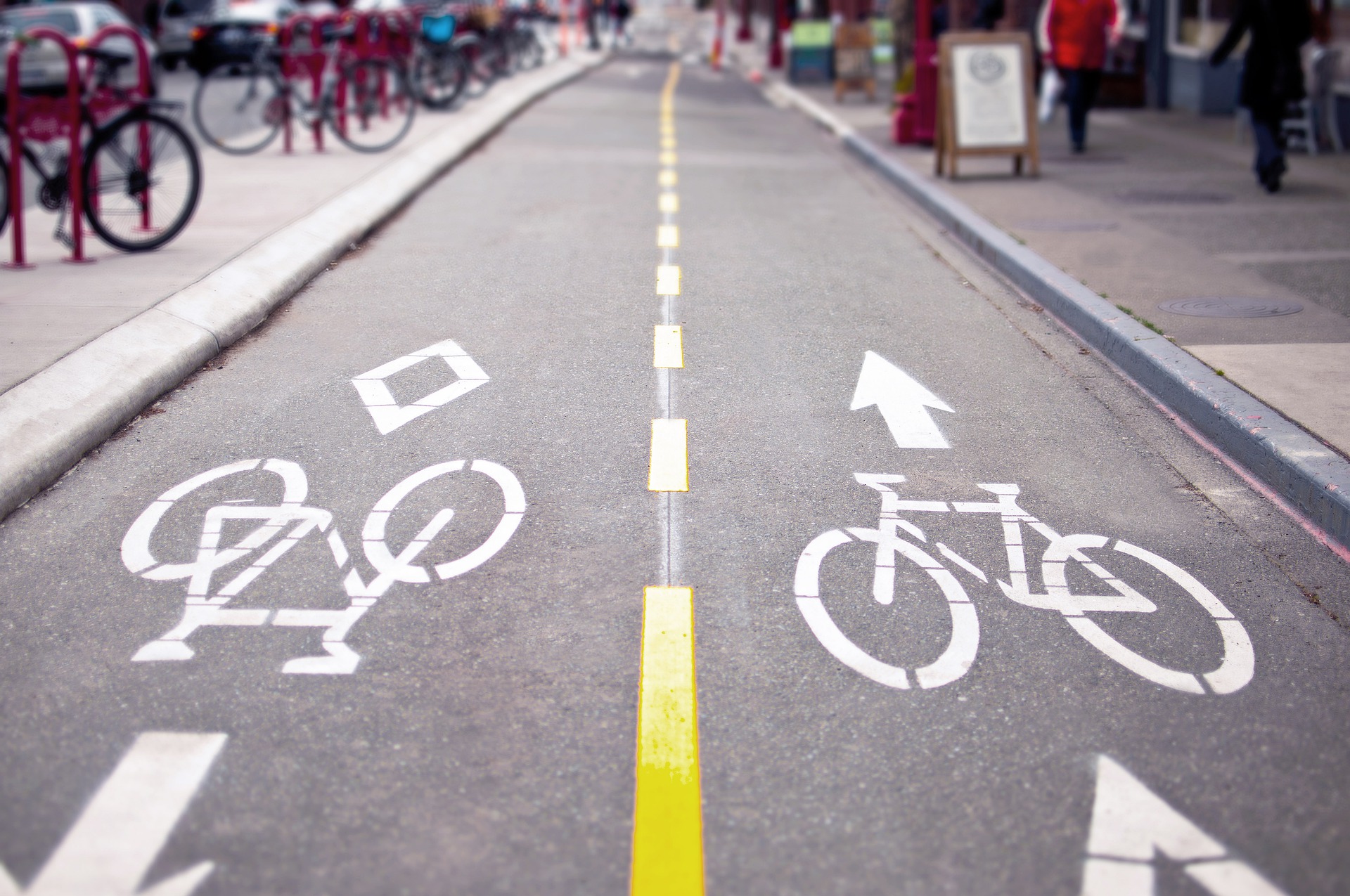 Bike lane. Велосипедная дорожка. Велосипедная дорожка картинка. Знак велодорожка.